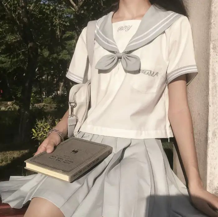 哺乳期的女人